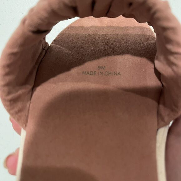 Nine West Dusty Pink/Rose Suede Flat Slides Sandals 9M Ruched - Picture 7 of 8